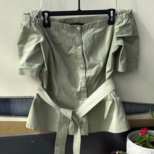 Banana Republic Light Tan Garment